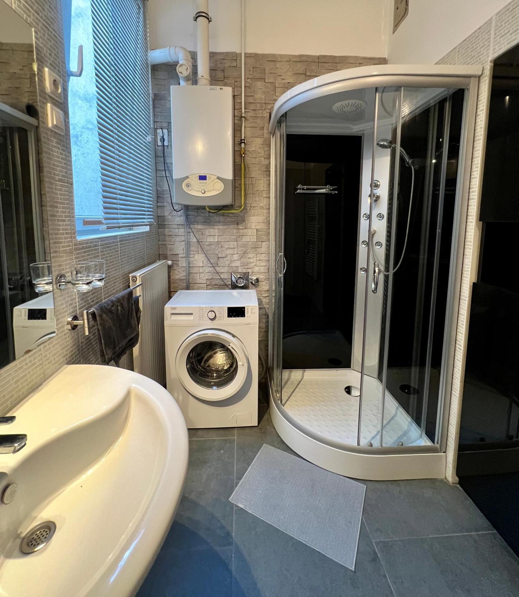 Tilia Suite Budapeste Exterior foto